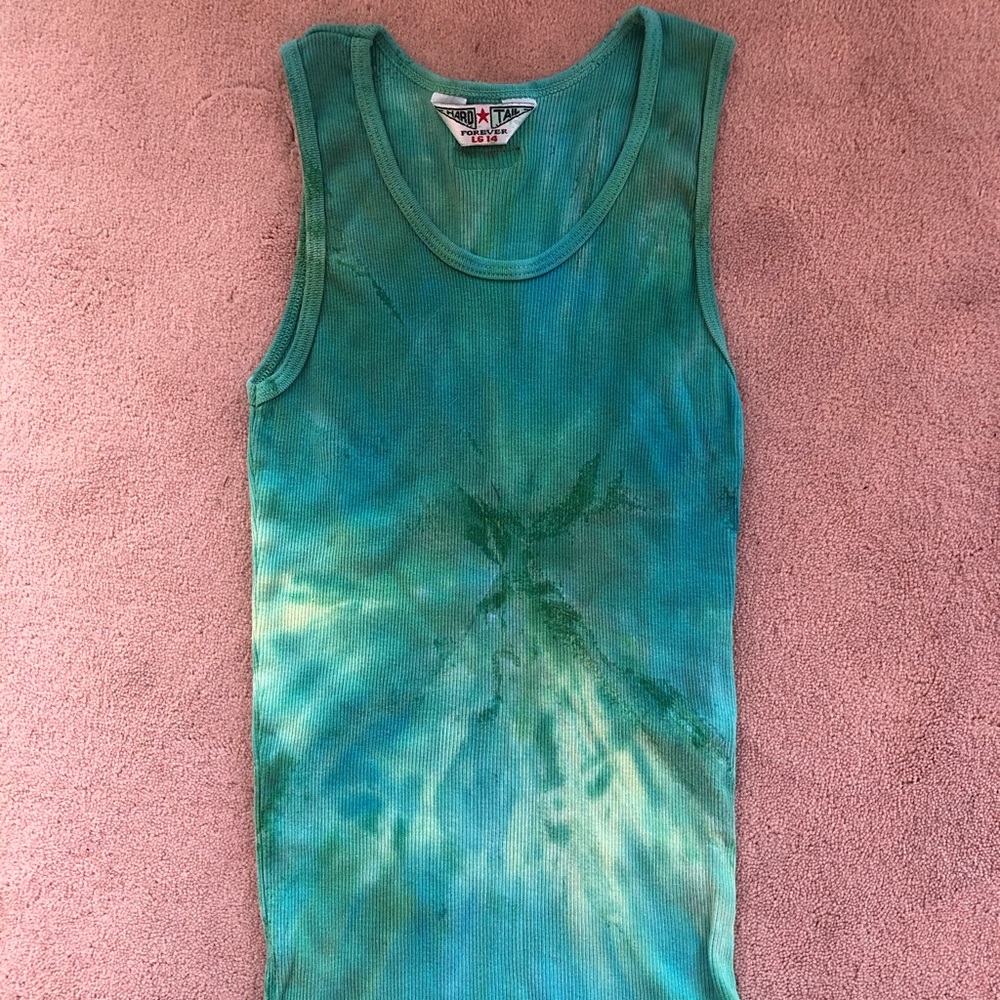 Hard Tail Tank